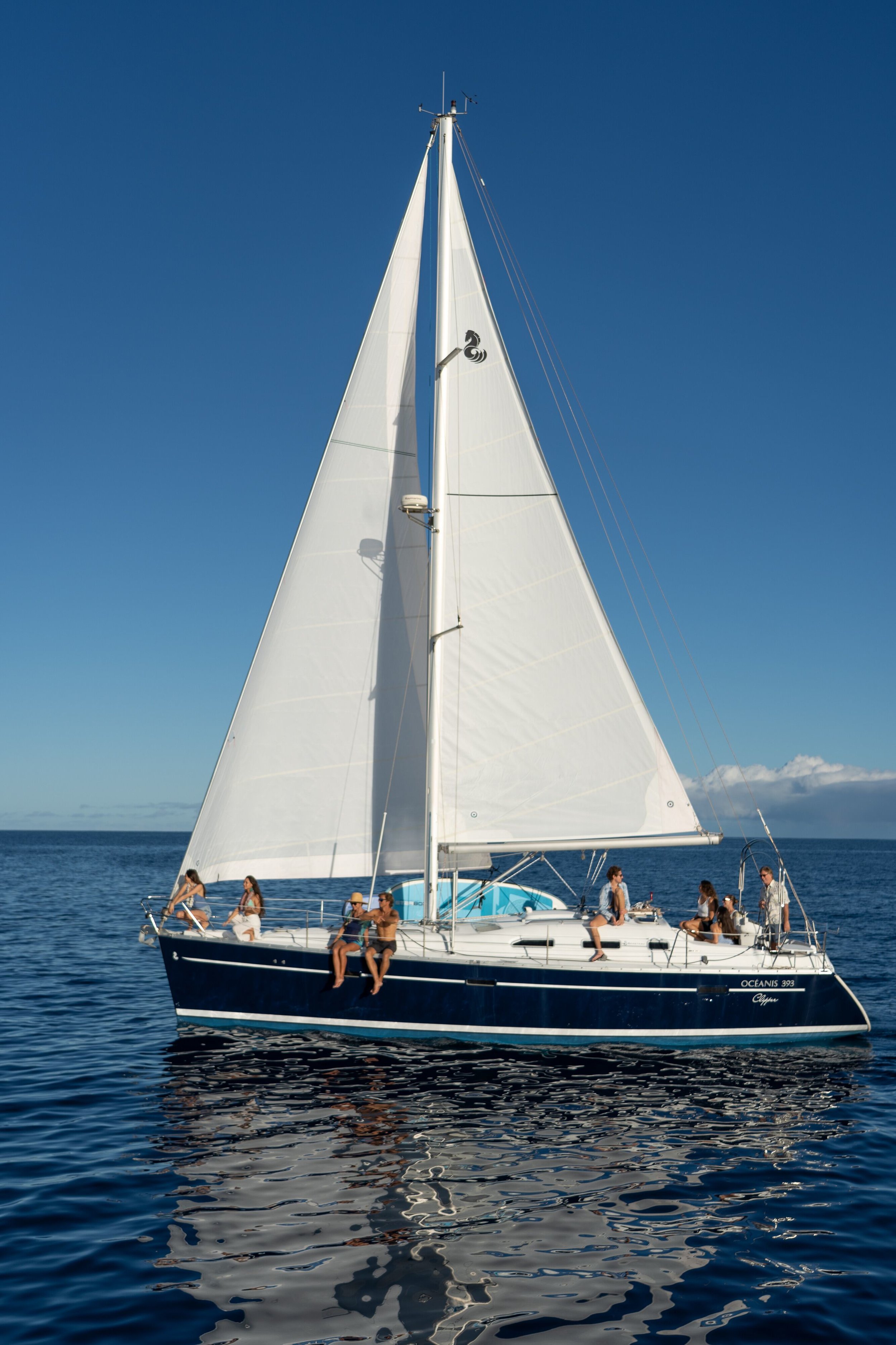 Boat & sailing tours on the big island ; Hawaii Sail Charters Kona Sailing Tours Sunset Sail Snorkeling Adventures Activities Kona Sailing Tours Hawaii Sail Charters