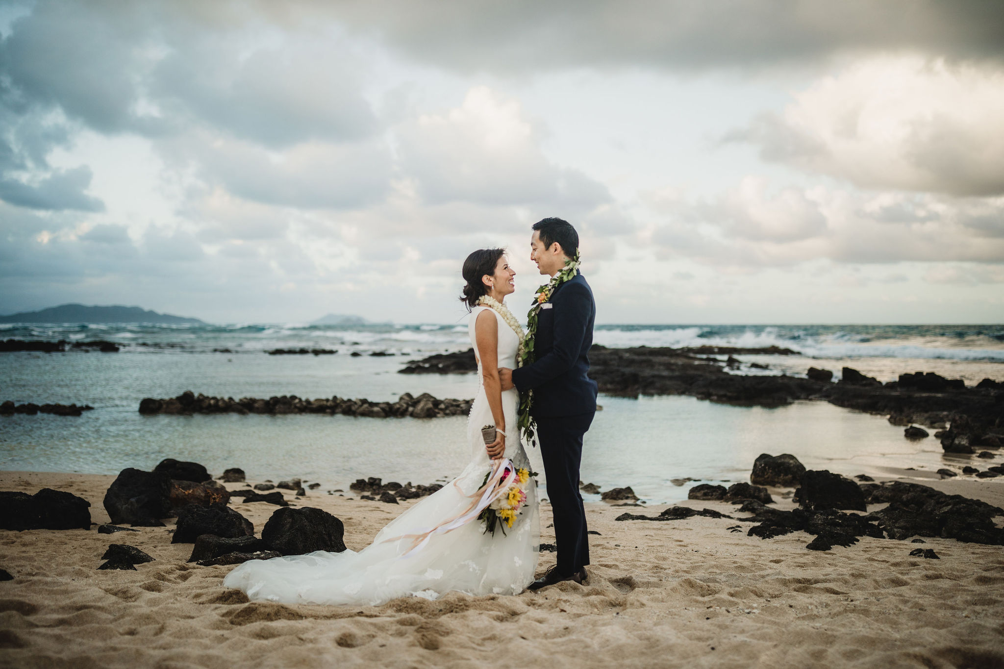 Enjoy luxury lodging, delicious daily breakfast, and more. All Inclusive Elopement Packages On Oahu And Maui Artfully Curated All Inclusive Elopements In Hawaii Maui And Oahu