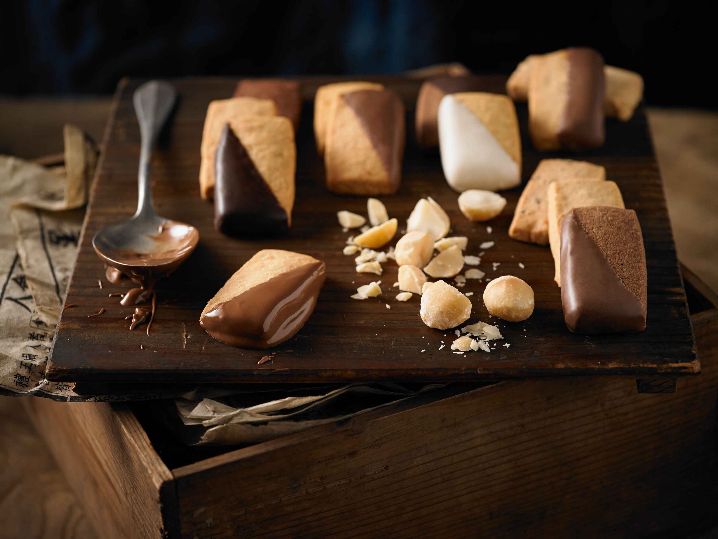 Tour the galapagos on a budget by finding a variety of tours and price levels. Big Island Candies Osaki Creative Group