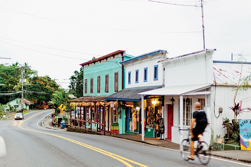 Volcanoes and earthquakes have filled human beings with fear and fascination since the beginning of time. Daytrips From Volcano Hawaii Volcano Vacations Vacation Rentals