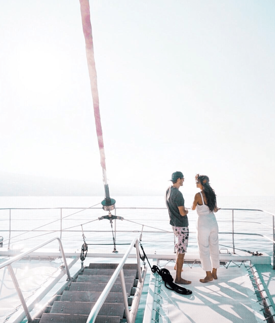 Holo holo charters offer kauai private boat tours to sightsee and snorkel locations like napali coast, niihau, lehua crater, honopu, kalalau, and kipu kai. Private Boat Charters Big Island Hawaii Kona Style