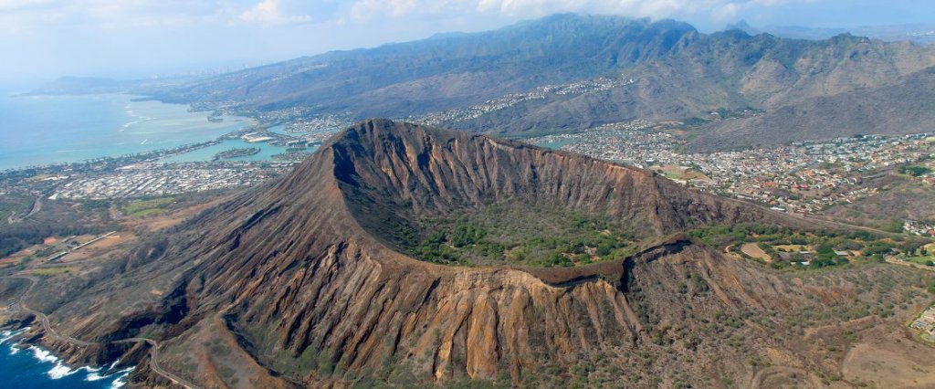 Amazing Oahu To Big Island Volcano Helicopter Tour